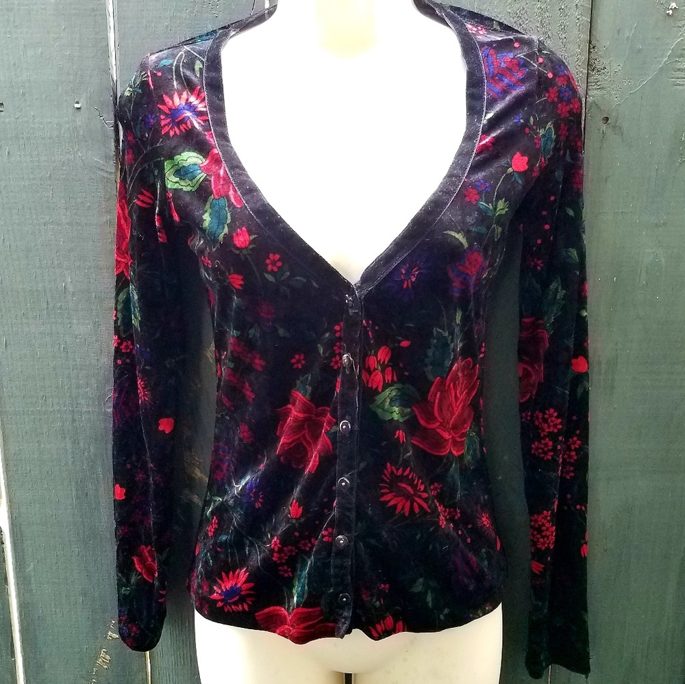 Adorable stretch velvet cardi Betsey Johnson sz S